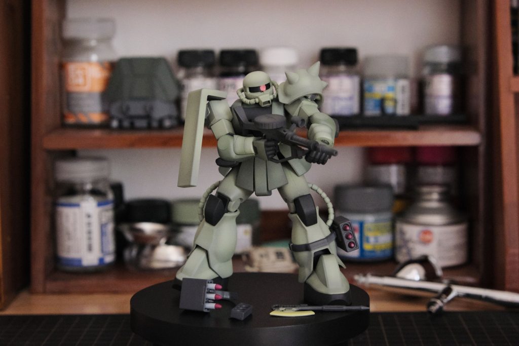 ザク ii hg040 人生で初めてHGを組み立てる–3枚目/制作者：Coke.NT