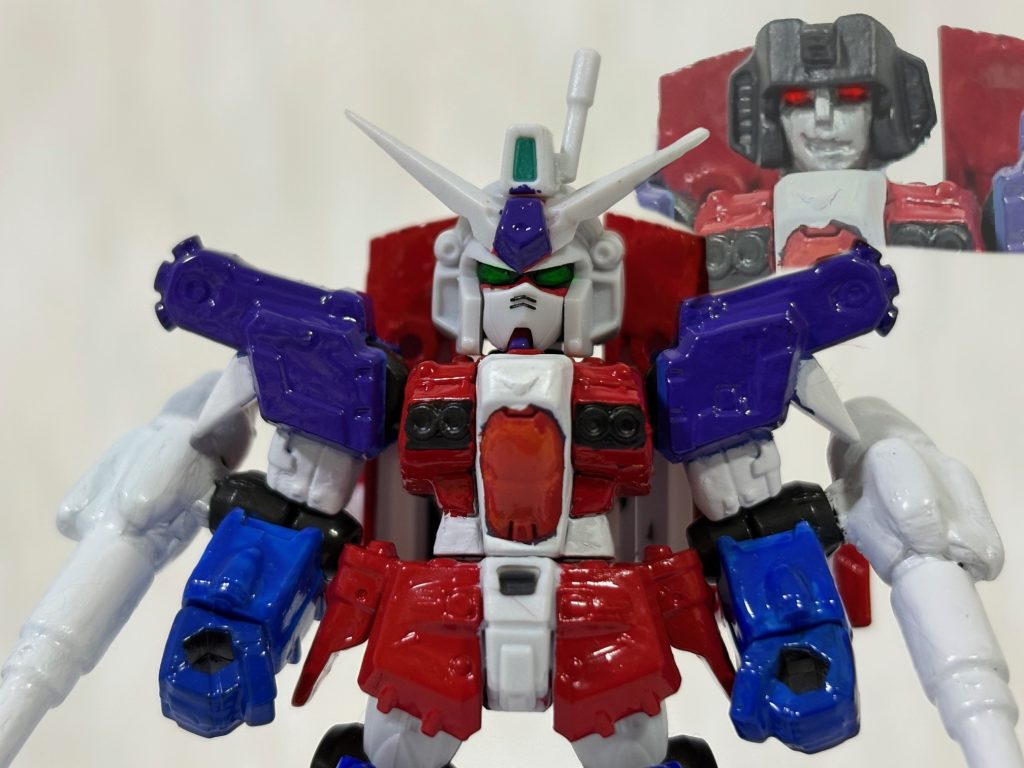 「色が違えば別人」とはよく言ったものだが、こんなにしっくりくるとは・・(gundam-kao2)ガンダムxTFのコラボはリアル系でもやってみようかな・・・。