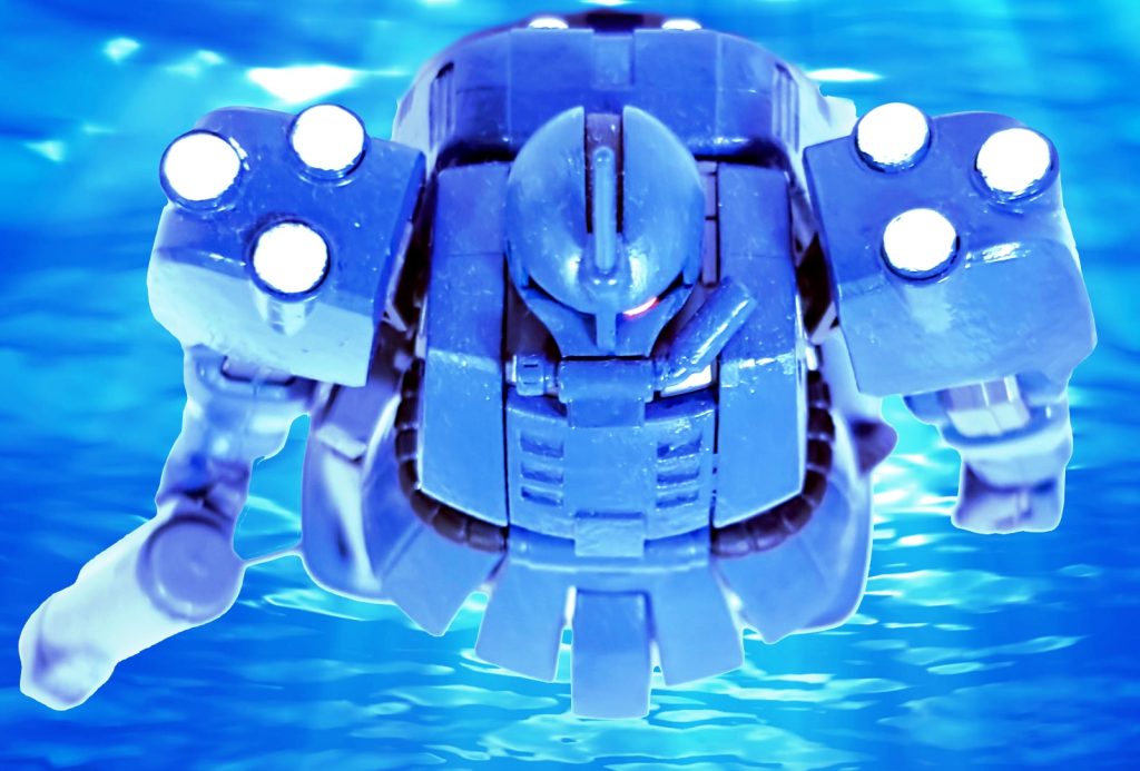 水中を泳ぐザクマリナー。