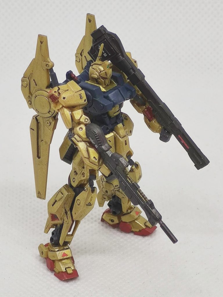 武器の両手持ちポーズも可能です。