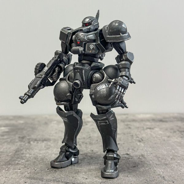 ジオン公国軍突撃機動軍潜入工作部隊専用 旧ザク　MS-05 ジークアクス