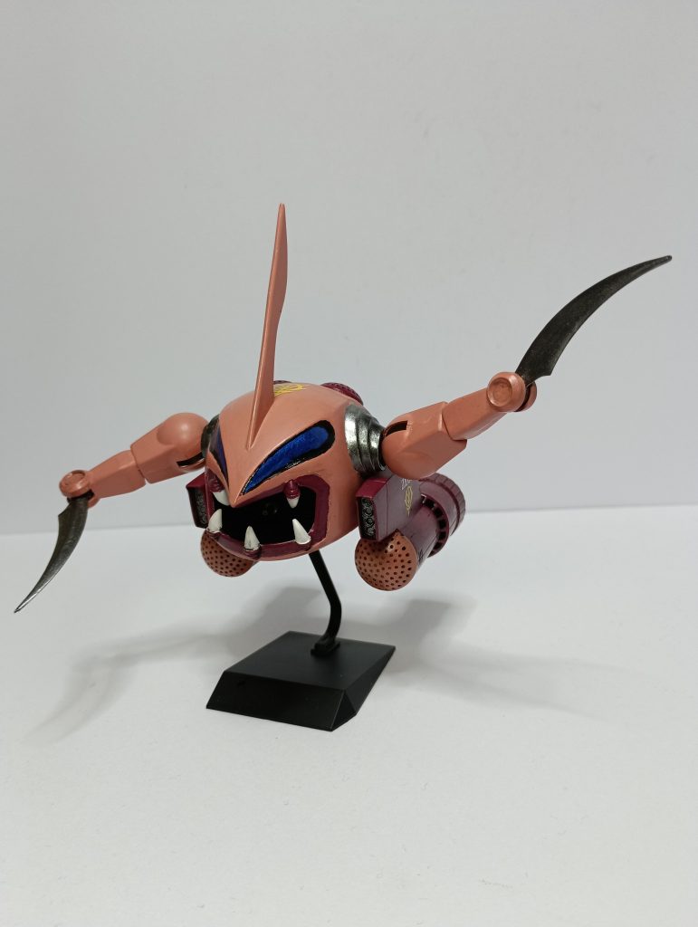 腕は元キットが短すぎたので、5mm位延長しています。あと、肩に関節技を仕込んでいます。