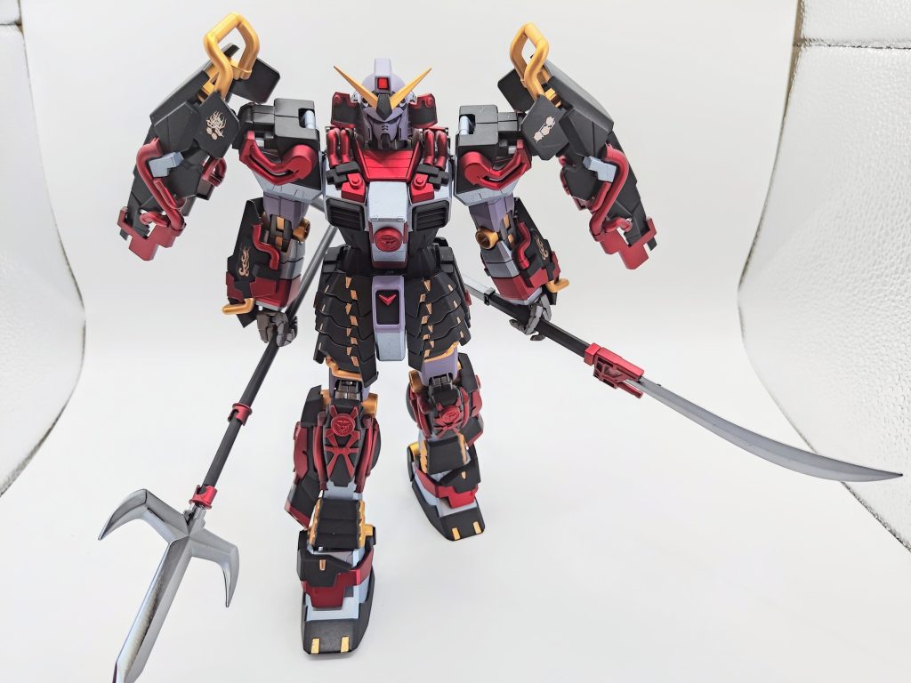 古いキットからなのかマニピュレーターがダルンダルンで保持力ありません。