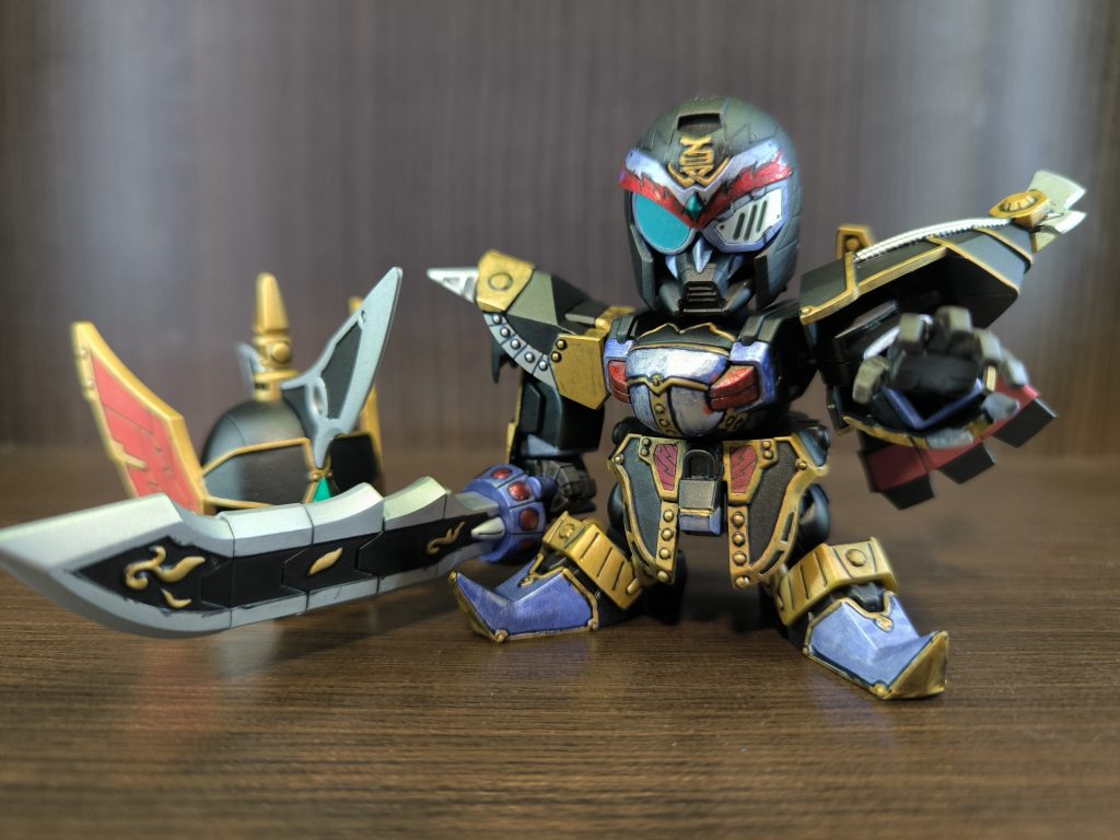 軽装形態、ガンダムマーカーメタバイオレットが胸の部分だけ何故か銀色に塗装されてしまってなんか納得いかないんですよねぇ…まだまだ荒いです…胸の所だけやり直そうかなぁ🤔