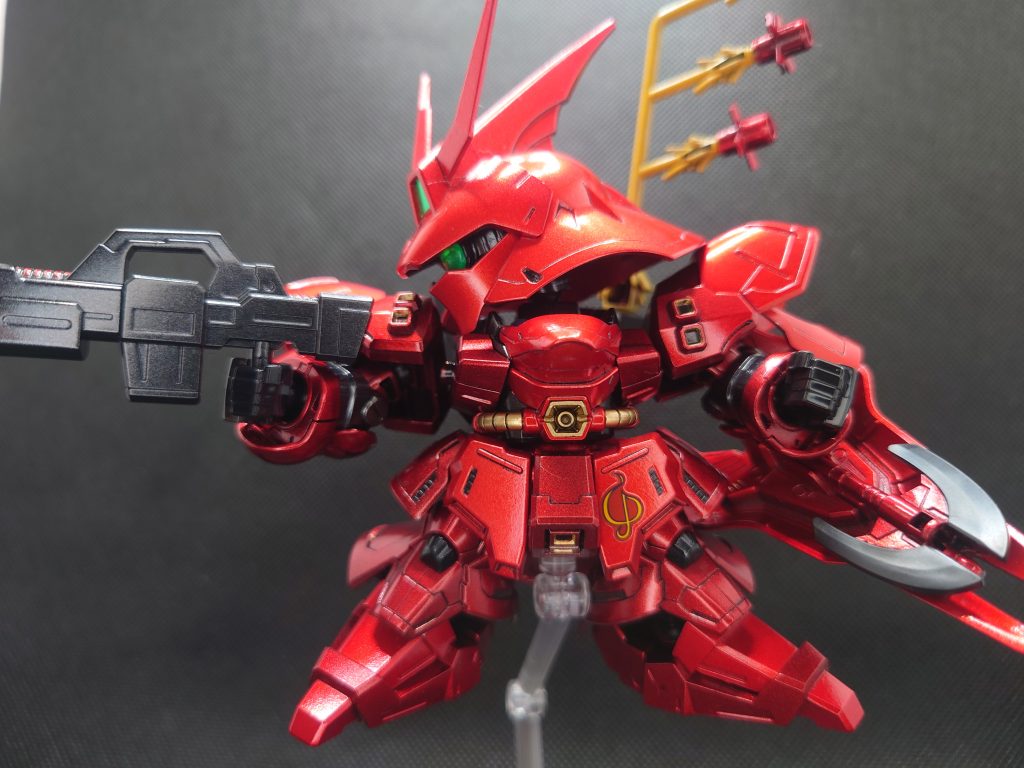 仕上げにクリアーを吹いてテッカテカに。コンパウンドとかで磨けば更にテカるのだろうか…