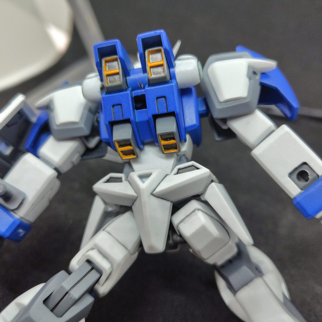 背面のバーニアは色分けが難しく綺麗に仕上げれず残念でした。筆塗りは本当に難しい。。