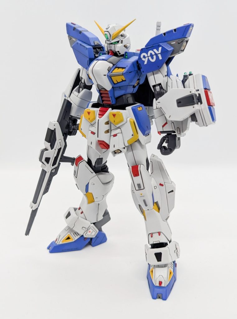 まずは素立ち何なんだこのスタイルの良さは…!(爆)旧キットではずんぐりしてたホッペタもシュッとしつつボリュームのあるアレンジになってるので、顔のデカさが全く気になりません😊