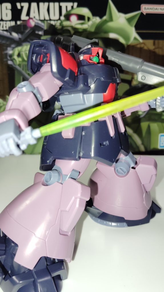 そしてこのサーベルはビームサーベルへ加工、まぁ切って穴あけただけと言われれば…それだけなんですけど