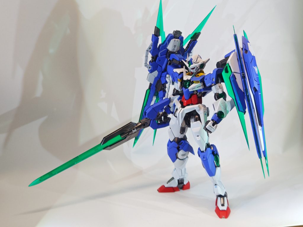 初・MG全塗装 ガンダムダブルオークアンタフルセイバー–5枚目/制作者:syoooooh