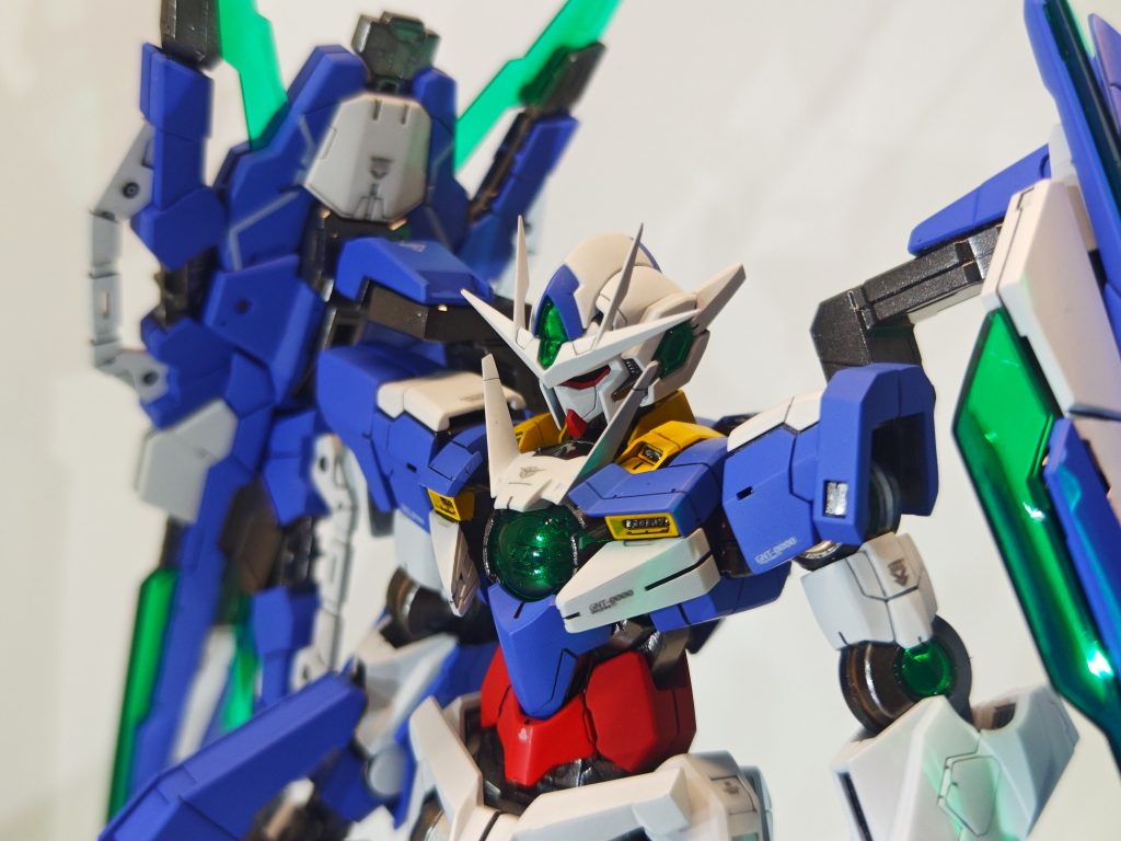 初・MG全塗装 ガンダムダブルオークアンタフルセイバー–6枚目/制作者:syoooooh