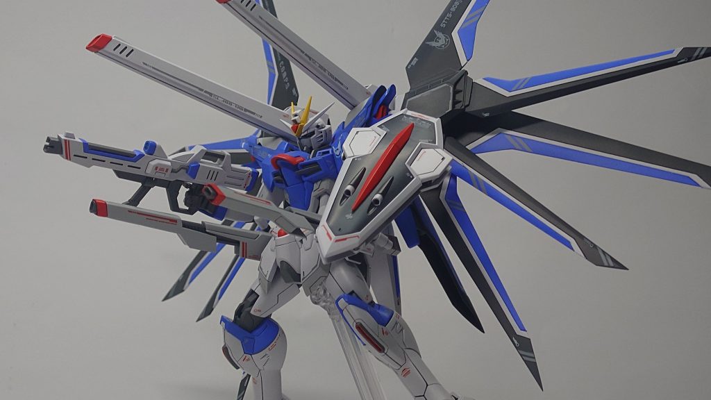 制作時間約5ヶ月スローペースで完成出来ました❗ パーツ切りだからのプラ板延長のスタイル改修、羽根をプラ板から作り直すという難易度高めでしたか完成させることが出来ました。観ていただき有難うございます。よかったら評価お願いします。