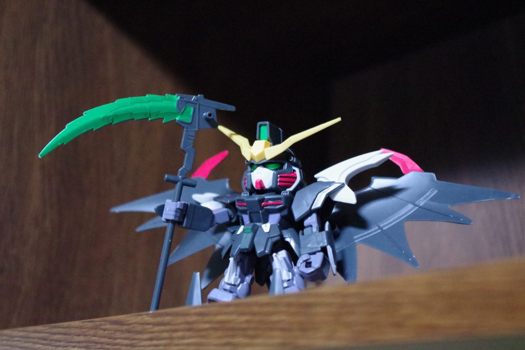 見上げるアングル。デスサイズ、カッコイイですね。(*´ω｀*)