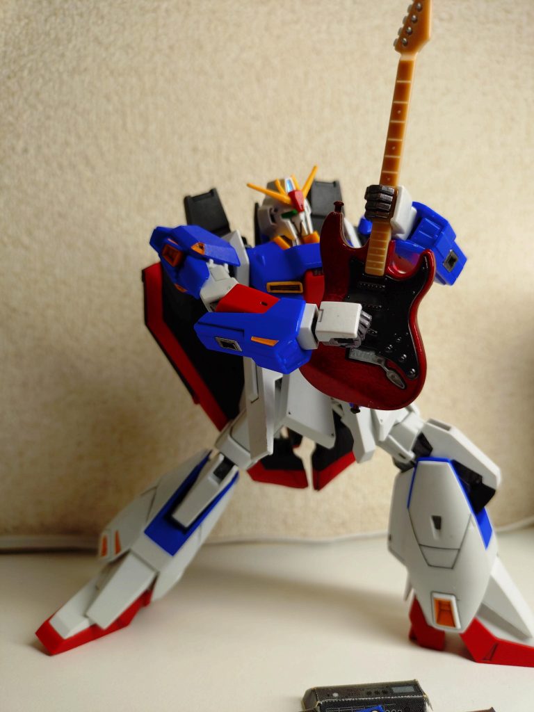 ジオラマで原作再現するだけでなく、HGグレードでもこんなポージングが出来るガンプラは、ホント造りが優秀だと思います。