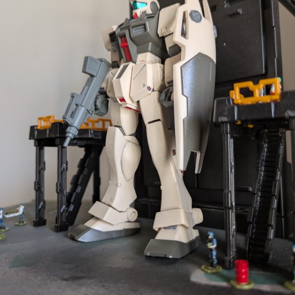 ジムコマと蟹江にスミ入れとつや消しを施しました