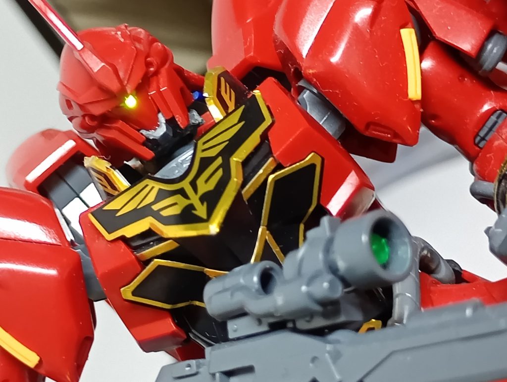 やっぱりそもそものシナンジュの作りが粗いですね