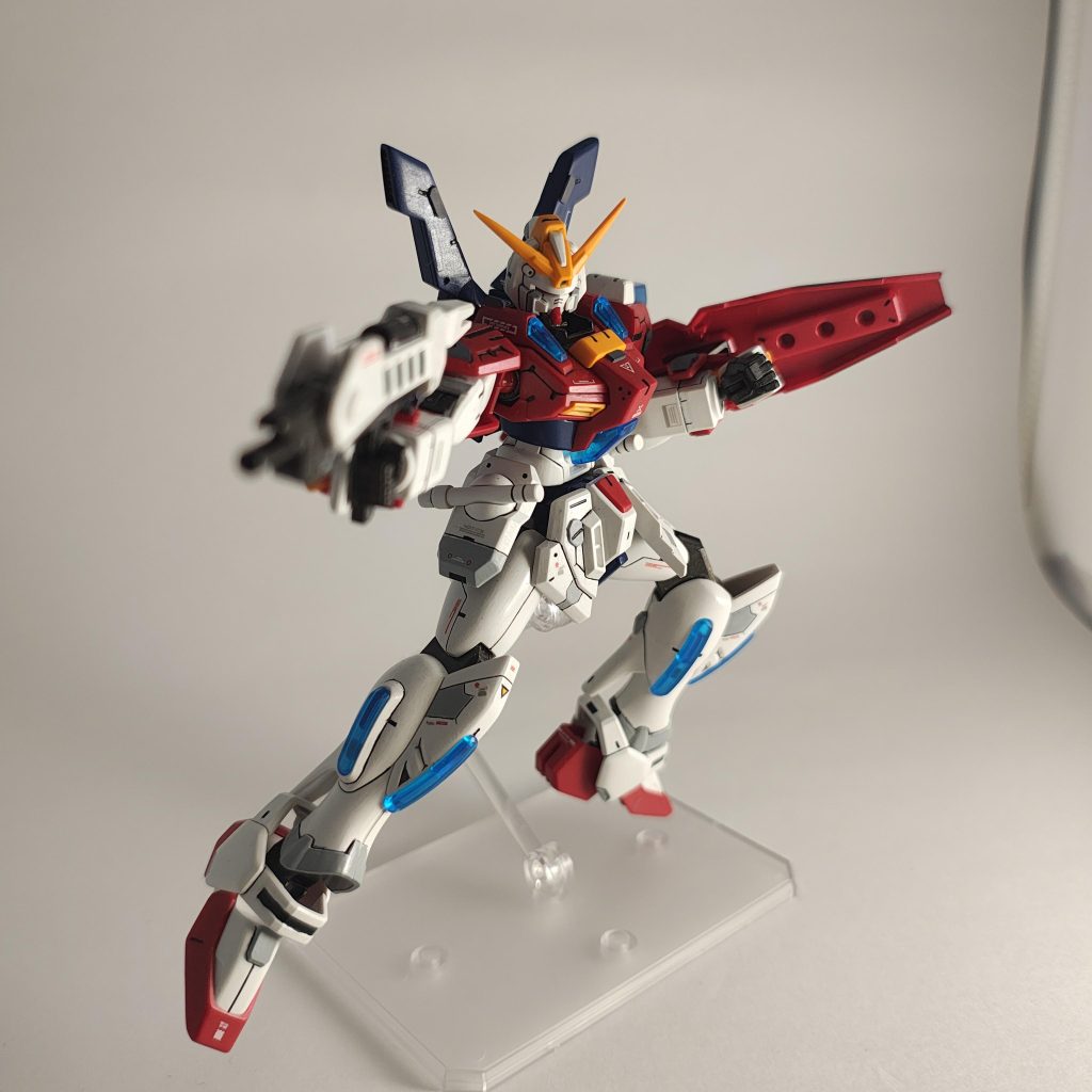 射撃ポージング。造形に関しては流石はセイくんと言った感じで、どんなポージングでも格好がつきます。