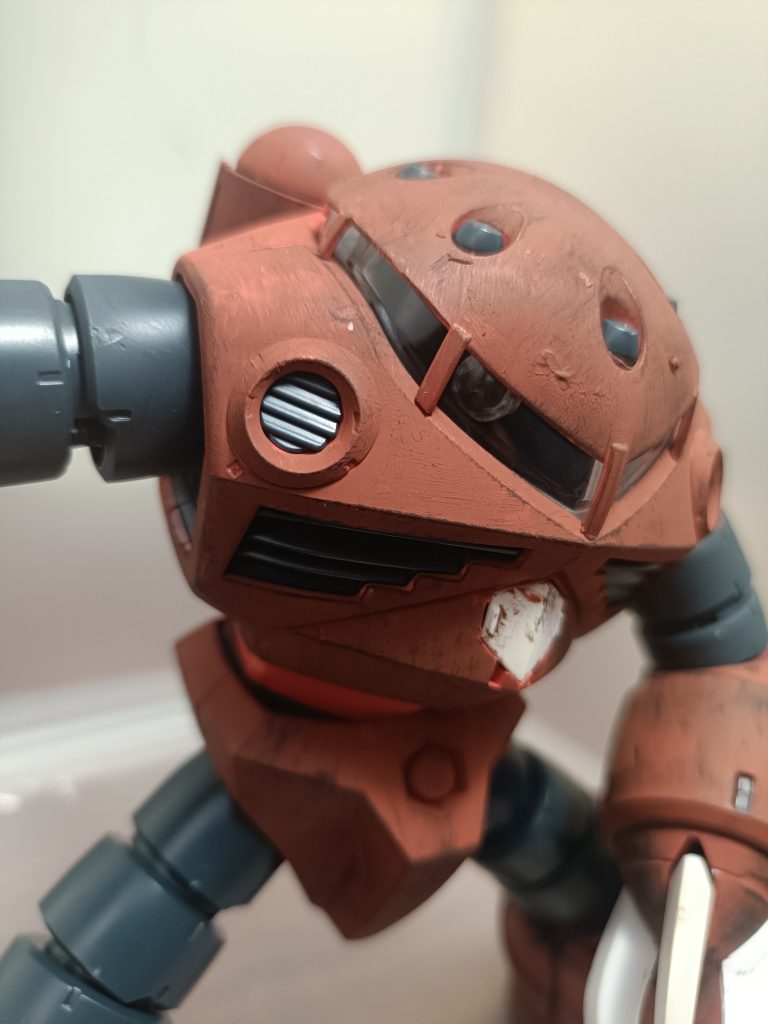 モノアイのシールをなくしちゃったので目は透明のクリアパーツだけ。😭