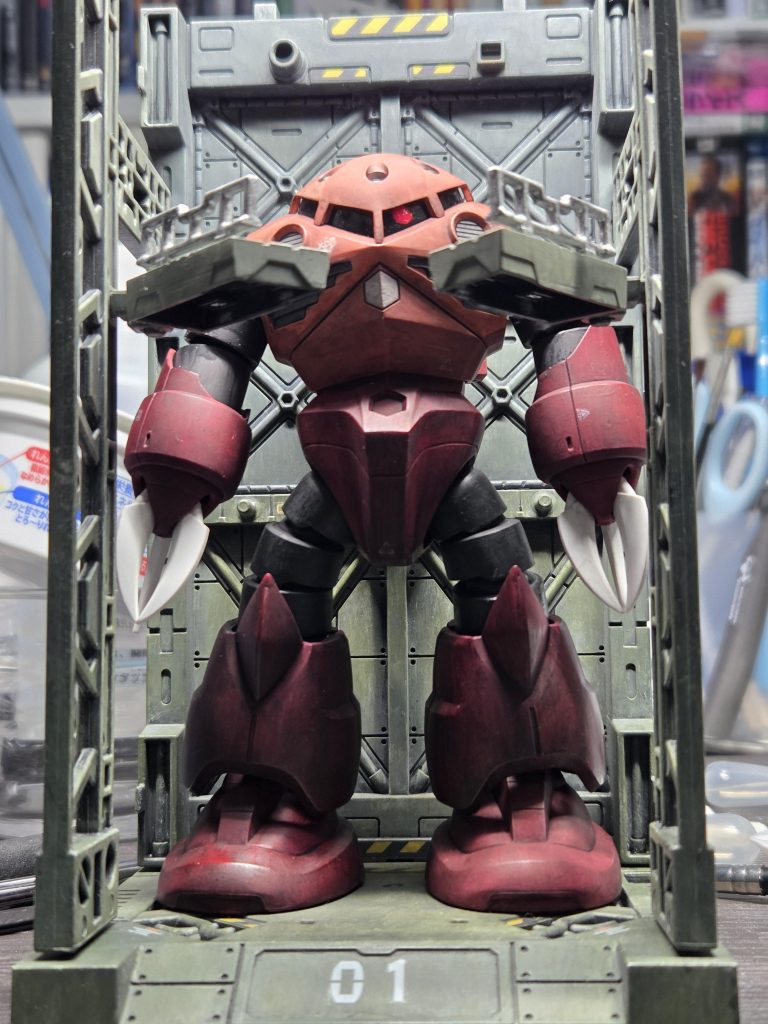 百均の塗ったベーススタンドに入れてもいい感じ