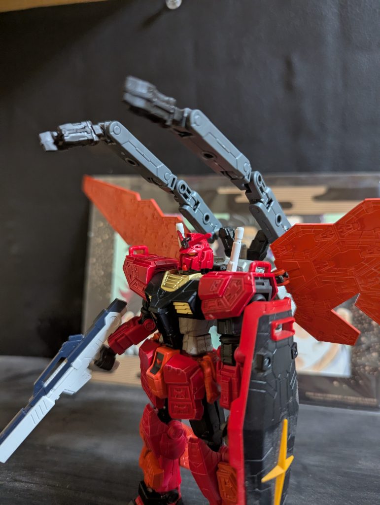 キットでは作業用アームは動かないのでビルドパーツで可動式にしました。