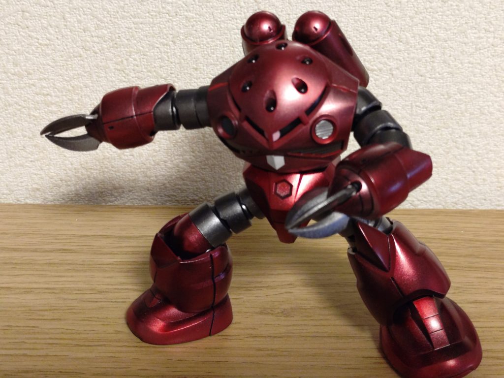 ジムはいないけども、ジャブローポーズ！