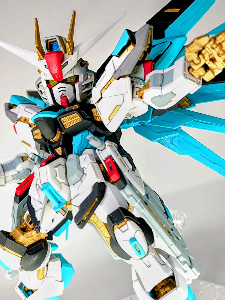 ZGMF-X10A フリーダムガンダム(初音ミクカラー)–5枚目/制作者:@redcheek