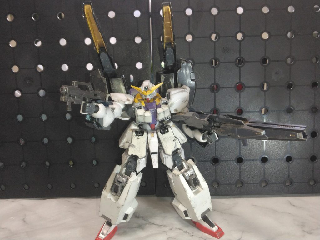 ヴァーチェやセラヴィーでありがちだった極太ビームで射程に入りきらず仕留めきれなかった敵が向かってくることを考えて、GNサブマシンガン系だと取り回しが良さそうで採用。本家と違って地上戦特化仕様じゃないので、作戦や戦況によっていろいろ武器を選択して換装なしで使える個人的設定。ちなみにGNフィールドも張れる設定。