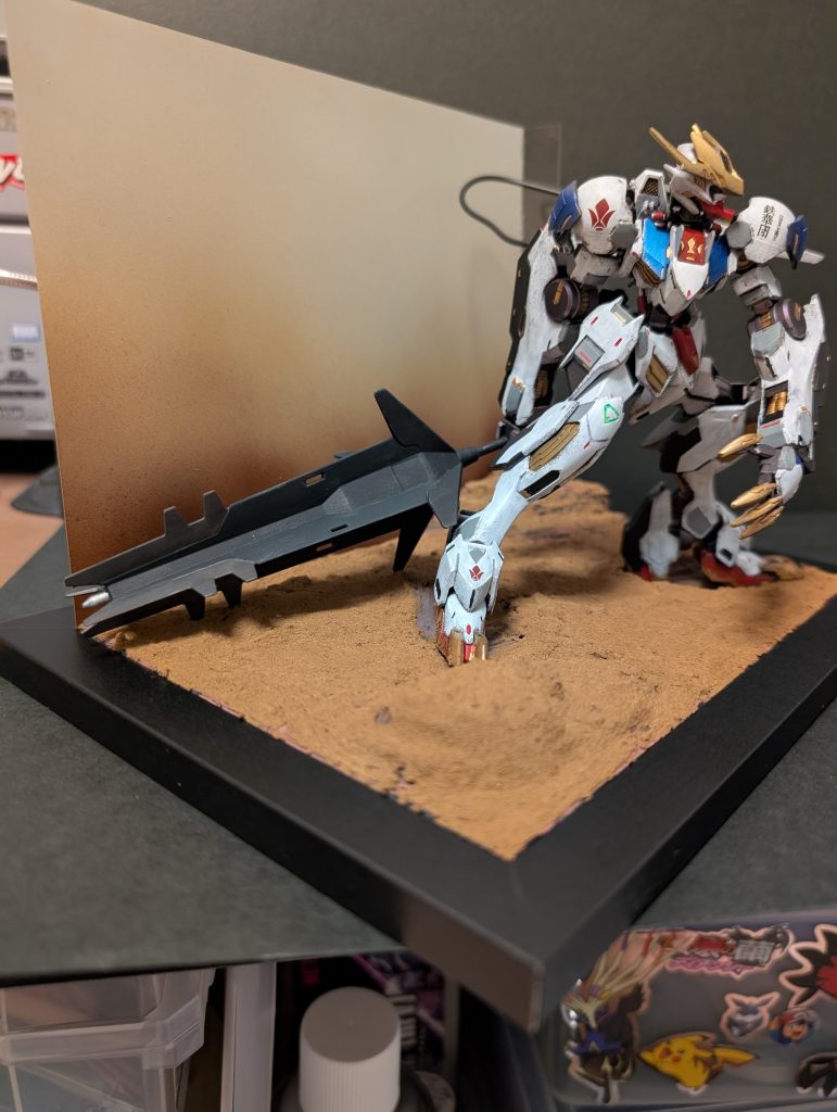 完成後に飾る場所のことを考えA5サイズにしたものの、ジオラマというには少し小さかったかも…😅