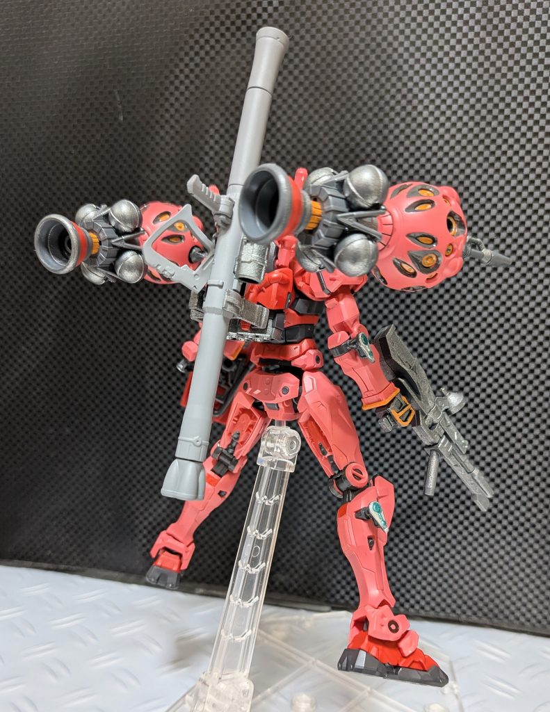 赤いガンダム–4枚目/制作者：@Ymarl1