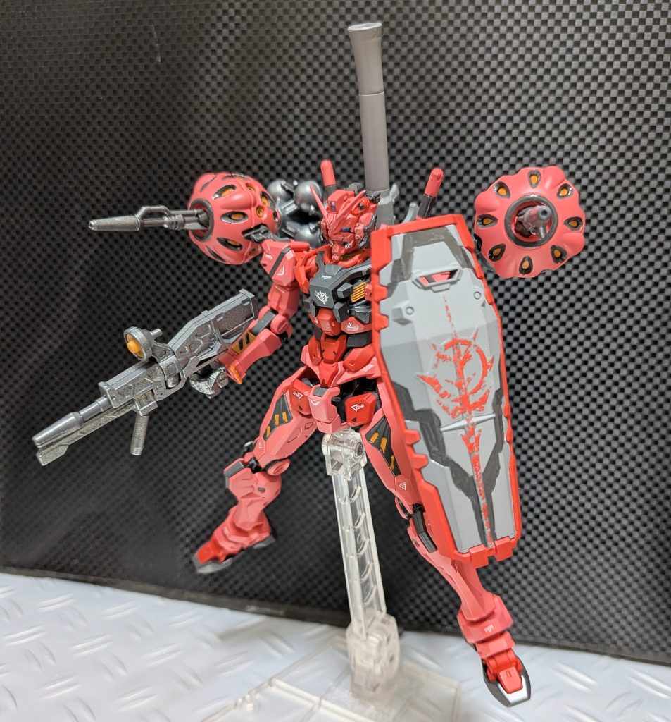赤いガンダム–2枚目/制作者：@Ymarl1