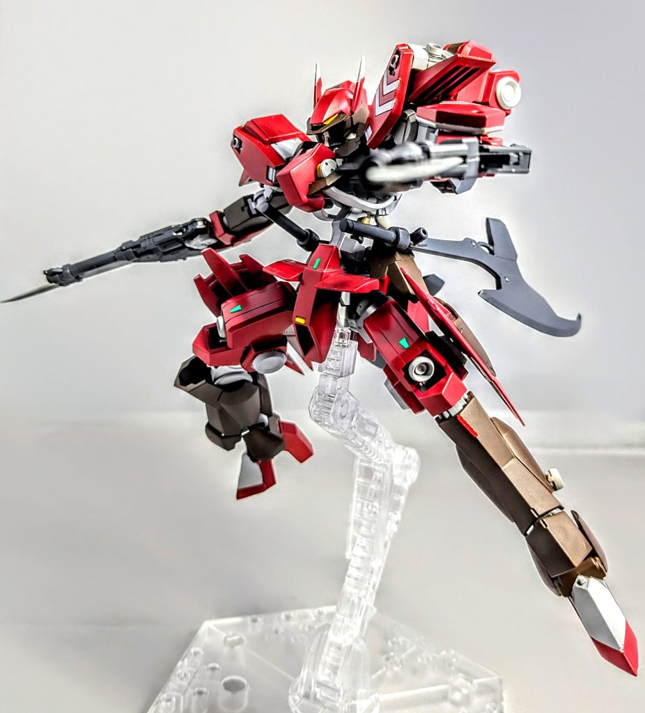 厨二病的設定。 シュクラーゼが、カスタムしたシュヴァルベカスタムの開発データをギャラルホルンの諜報部が入手。普通のシュヴァルベでは、全然物足りないと感じていたセブンスターズの1人。翔姫専用に、更にカスタマイズする。 新開発された擬似人格超AIとエイハブリアクター増幅器2基を新型スラスターユニットに装備。(リミッターを解除したガンダムと同等のスペックをデメリット無しで得る事に成功)