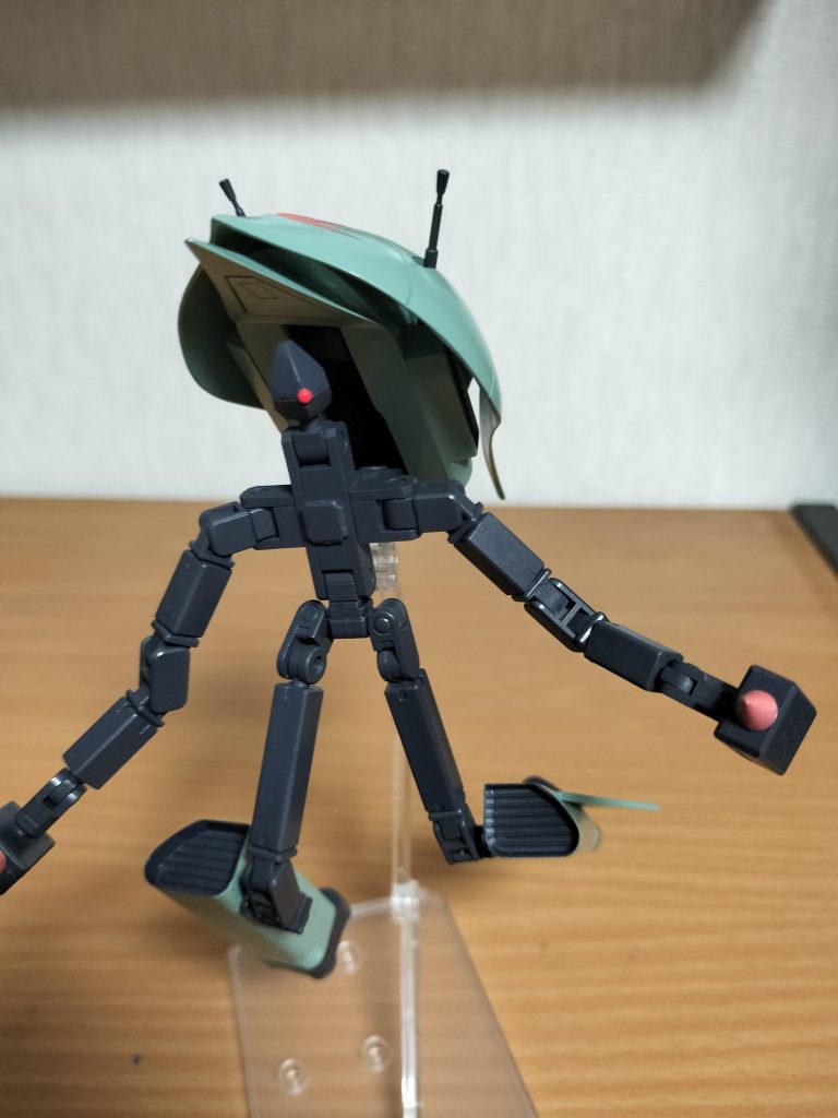 それでこうなります。オプションパーツとかのでキケロガ風に。