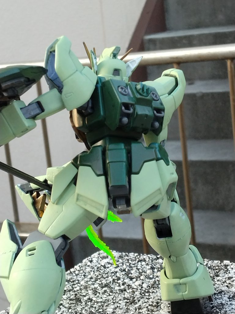 森羅神龍ガンダム–3枚目/制作者：友情ピエール