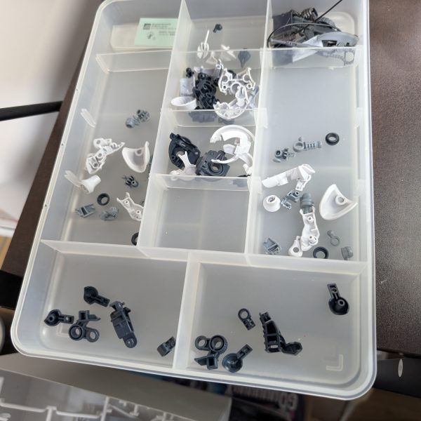 脳内でずっとギャンをジークアクスで見たときから、MarQssssssX、ヌケニンザク続く機体はこれにしたいなと思っていたので製作していきます✨️ヌケニンザクのクランバトルの戦闘データ、マークシックスの武装を搭乗者に合わせてカスタムして搭載した,,,,,,みたいな感じです☺️ガンダムシュバルツリッター、イフリートシュナイド、イフリート改とのミキシングにしたいなと思っています✨️だいぶ先にはなるかもですが製作していきたいです！（4枚目）