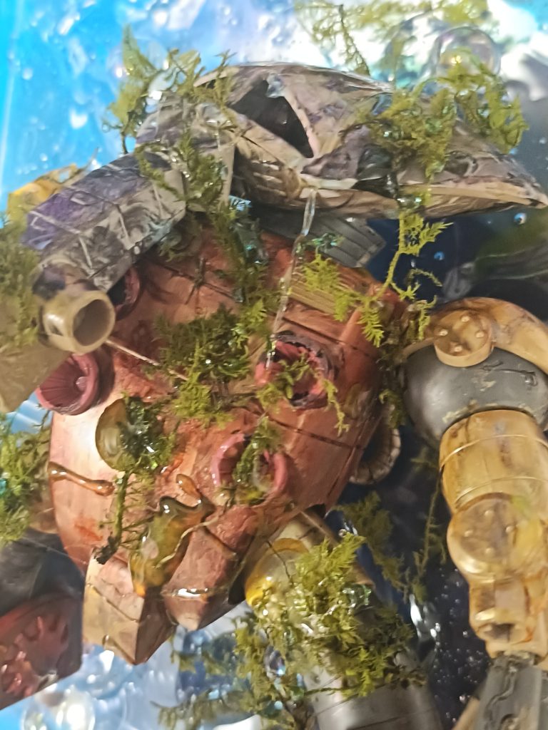 数年間　海中に居たので苔も付いてます！！旧キットの難しさの苦戦でも　ちょっと工夫してみた作品になりました。ご覧いただきありがとうございます😊