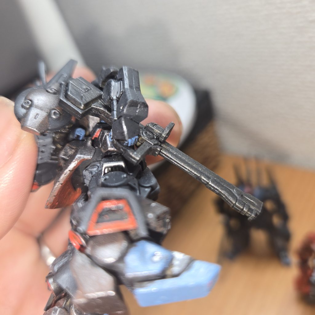 スラスター、バーニアなど色分け頑張りました(笑)