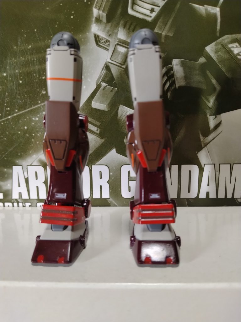 作品名：ヘビーガンダムその15<p>HGヘビーガンダムを製作中です。脚部を組み立てました。少しなんですが、膝のバーニヤ、膝の裏、腿、アンクルガード、足の甲、つま先などの塗り分けを頑張ってみました。</p>