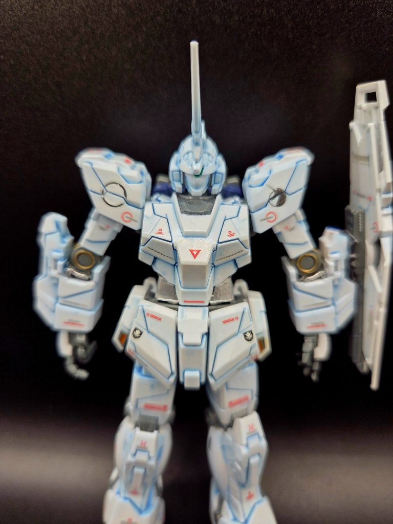 これを作りはじめたときはエアブラシをしていなかったので、次に作るときはモールドなどを参考にしてエアブラシで塗り分けして、オリジナルカラーに挑戦してみたいです。