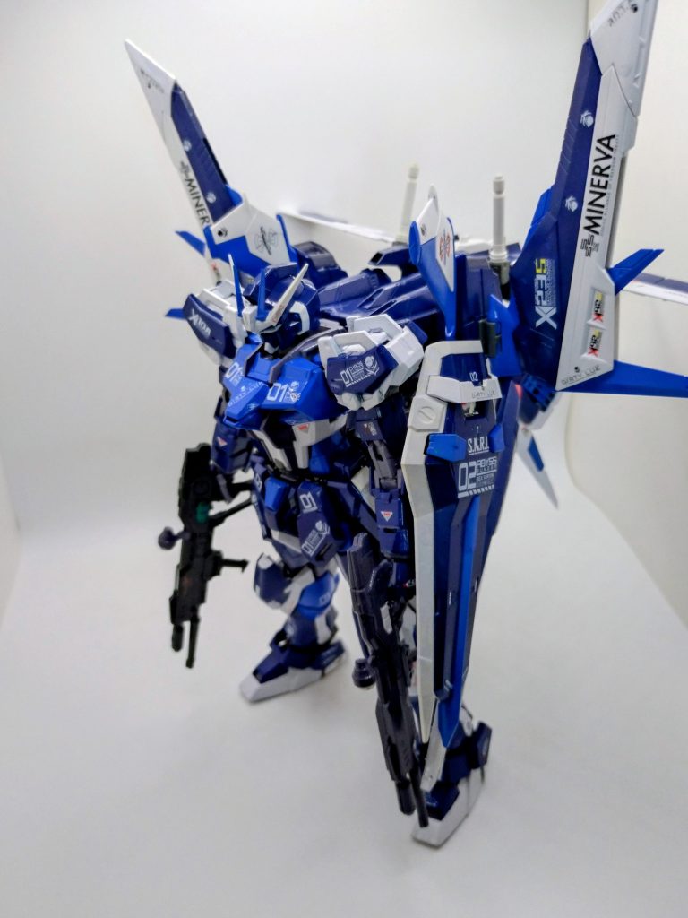 前回投稿したビルドブースターとエールストライカーの合体装備をエールストライクに装備してみました。