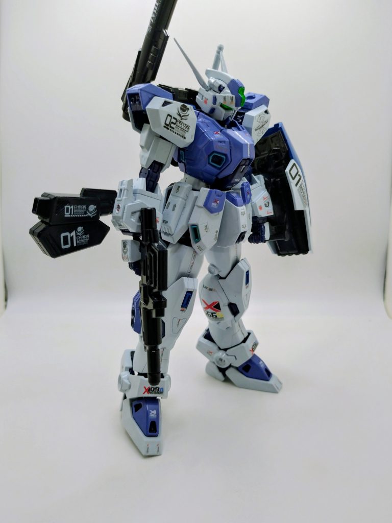 胸あたりはイザーク専用機スカイブルーを。まぁ、写真ではちょっと分かりづらいですが。