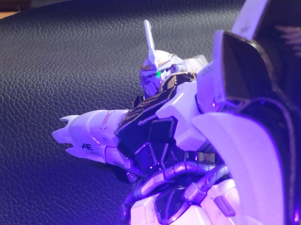 ギャギャの武器ランナーを使ってモノアイ発光