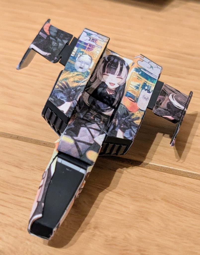 底面から1枚。やっぱり戦闘機、下から見たインパクトは大事ですね(笑)笑顔が素敵!!