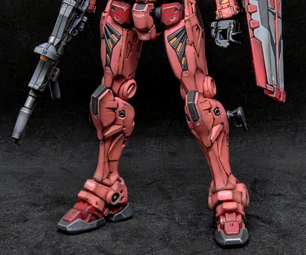 逆に汚しづらかったかなぁ(;-ω-)ノそしめ、いつもの如く…どうしても汚し過ぎてしまいましたな(笑) ポージングについては、可動域が素晴らしいジークアクス系ならではでした♬