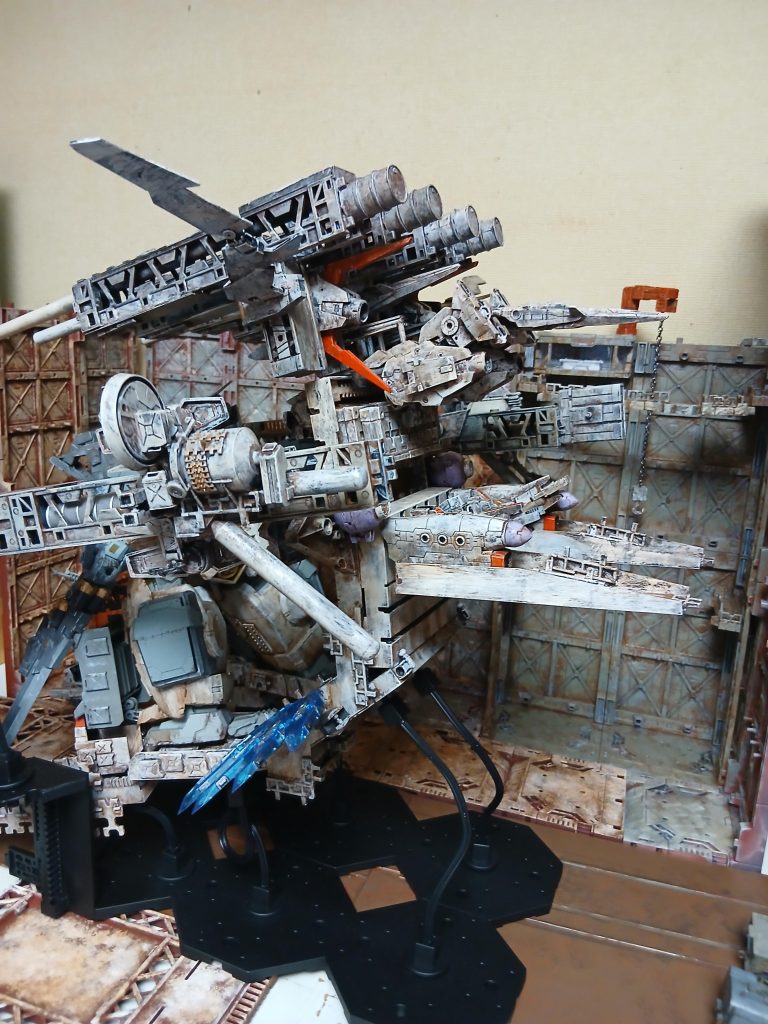 後ろから……背中に顔が!?とか、やりたかった……