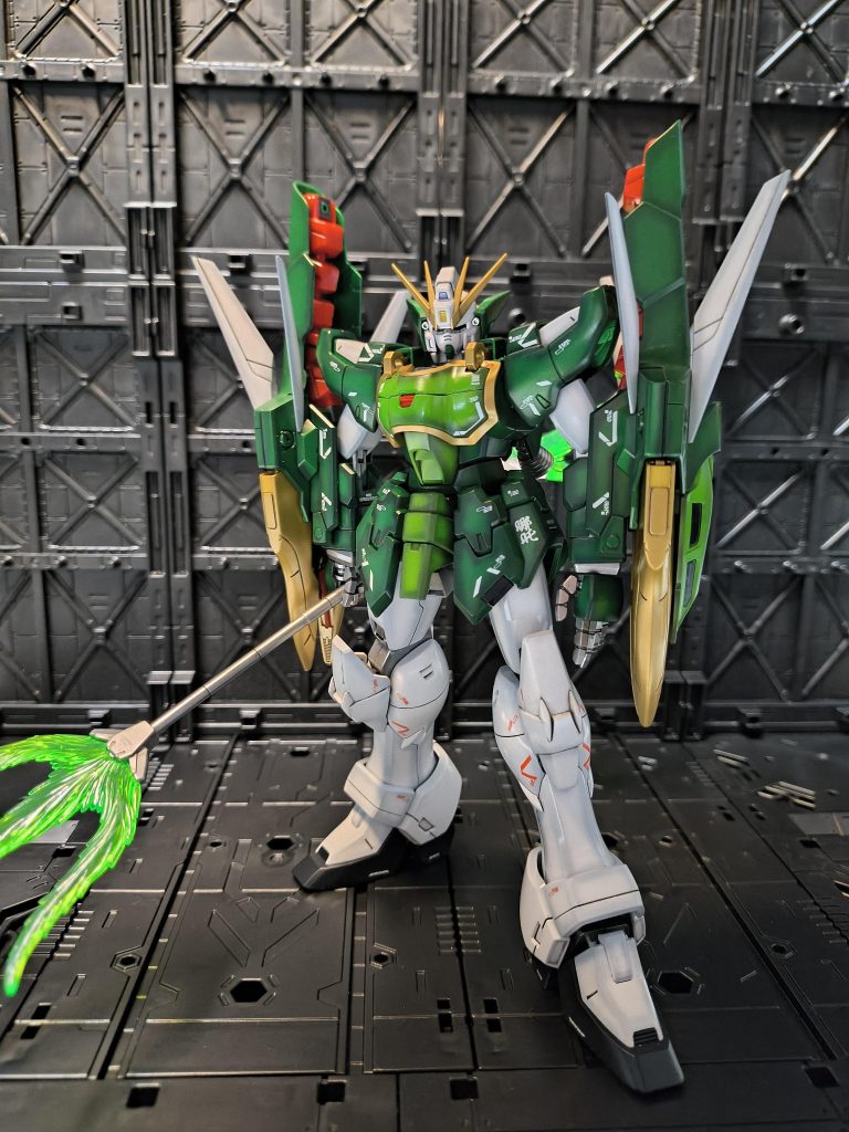 プレバン限定MGガンダムナタクです!コイツが発売された時1ミリの迷いなく購入したのを思い出しますね。全ガンダム中５本の指に入るくらい好きな機体です😊