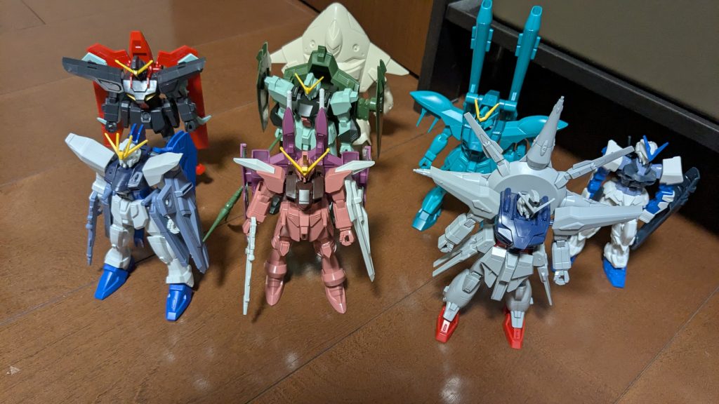 作品名：残りの無印SEEDのコレクションシリーズ<p>あと8つ。半分まできてました。いや、まだ半分あるのかあ。ちなみに種運命のはまだ山ほどあります。。。</p>