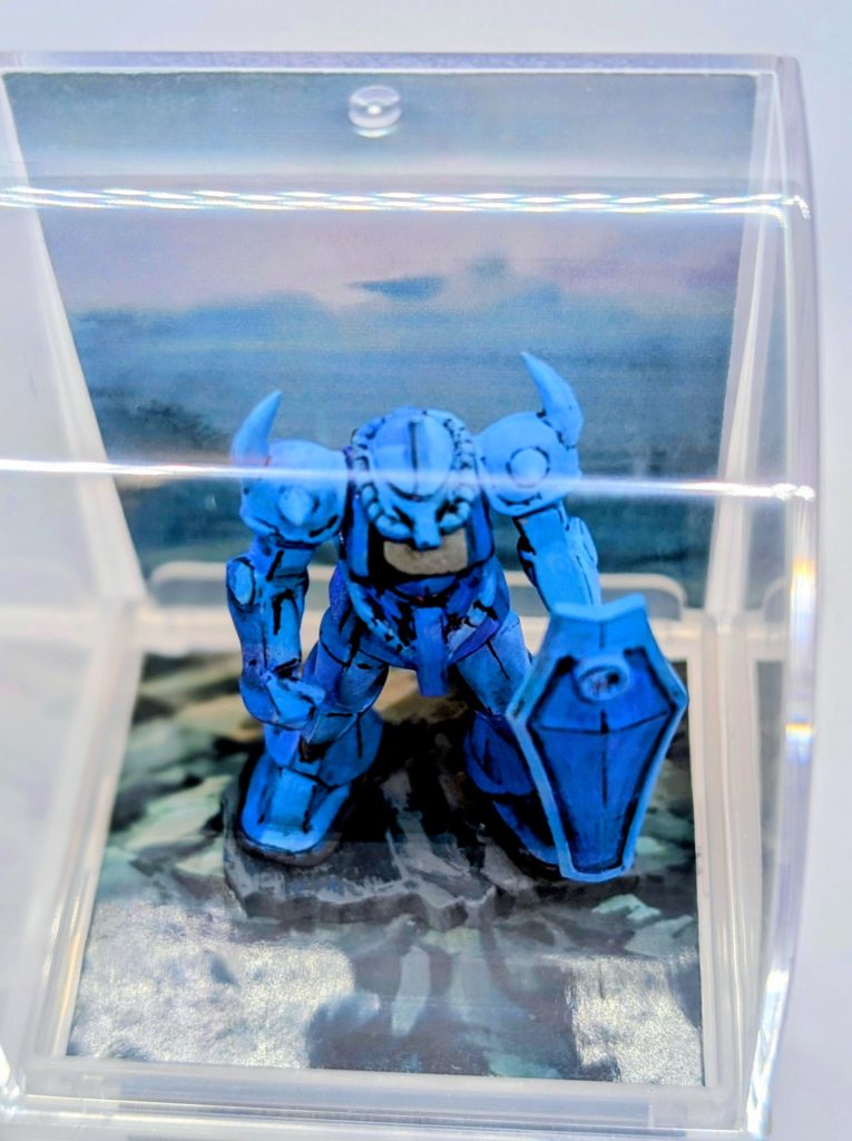 反射するので撮影が難しい。