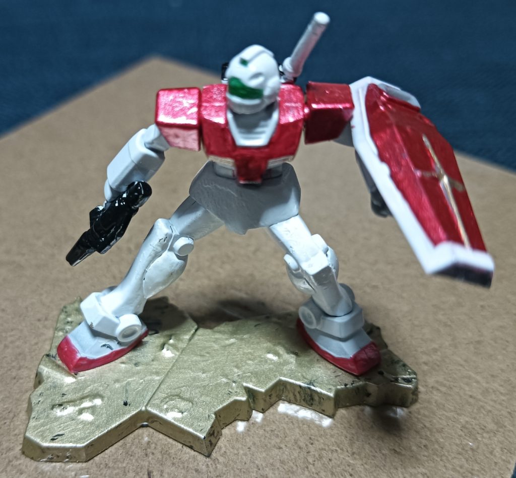 チョコサプ１０個くらい買ったのですが、不思議とジオン軽ばっかり当たりました、連邦系はこのジムとハンマーガンダムだけでした