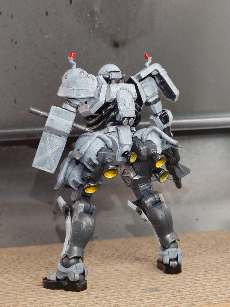 個人的にはエアブラシでかっちり塗る方が性に合っているようです。