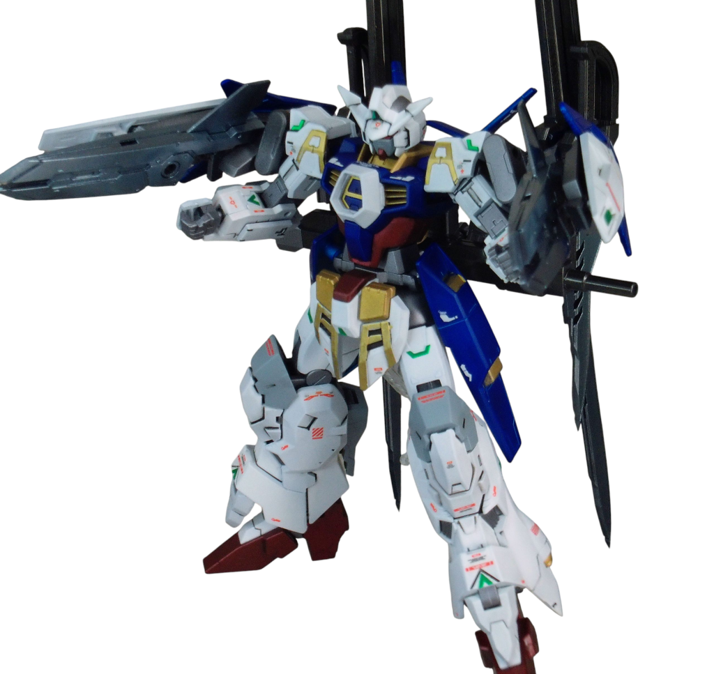 両肩部のスラスターには地味に砲門が2つ