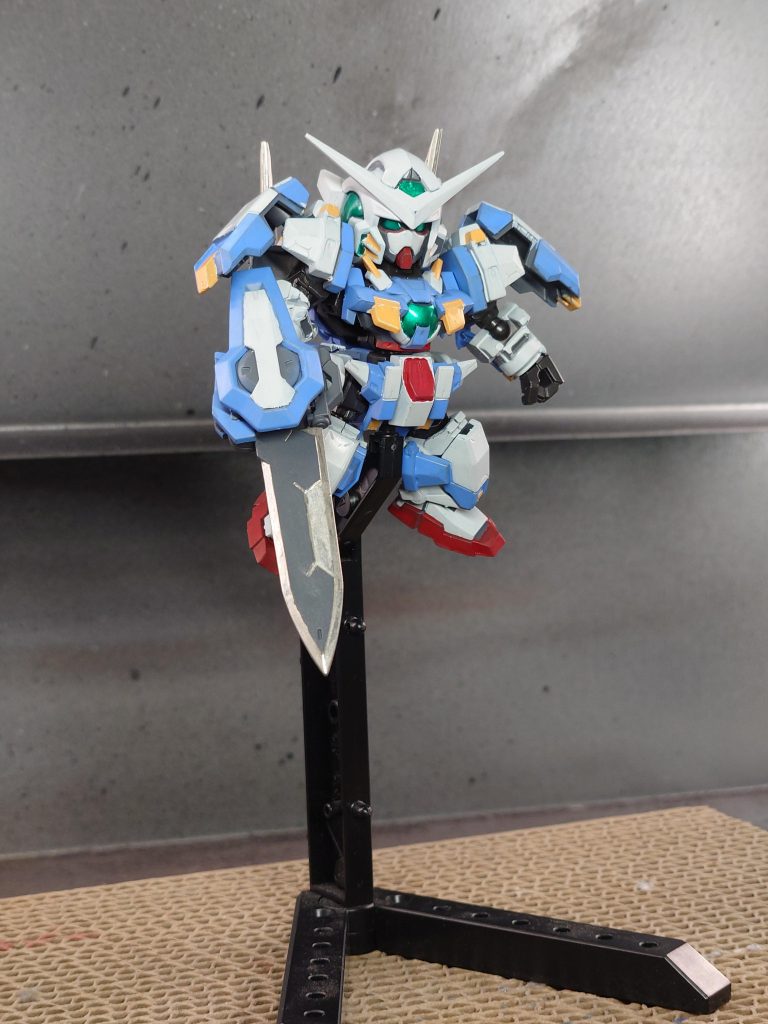 頭の緑を塗ってる時にガンマカから緑が溢れ出し、たいへんなことに。心が折れかけましたがなんとか完成。仕上げはいい加減です。